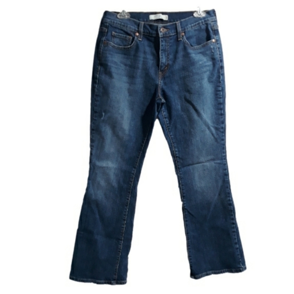 Levi Strauss & Co. women's Boot Cut blue Jeans in Size 10